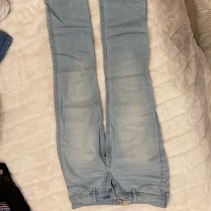 HOLLISTER light wash jean leggings